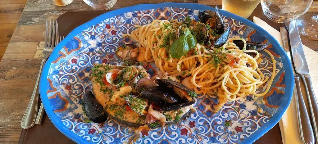 Sandro_La Casa Borghese_Colfontaine_review