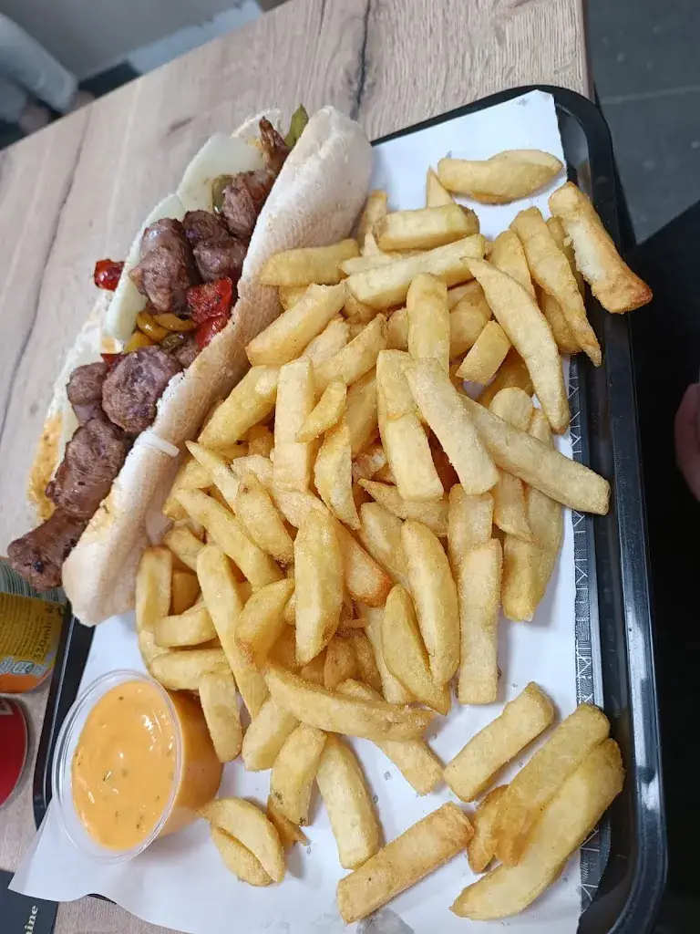 Menu_Friterie Chez mary_Colfontaine_image_3