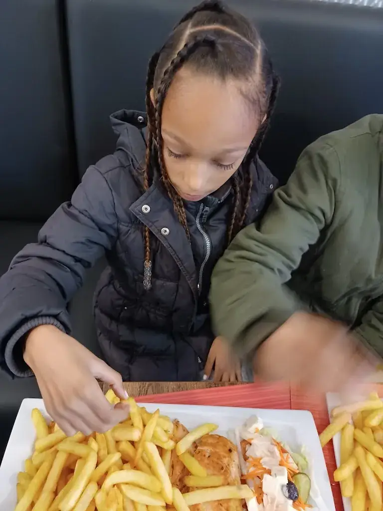 Menu_Bus Stop_Colfontaine_image_6