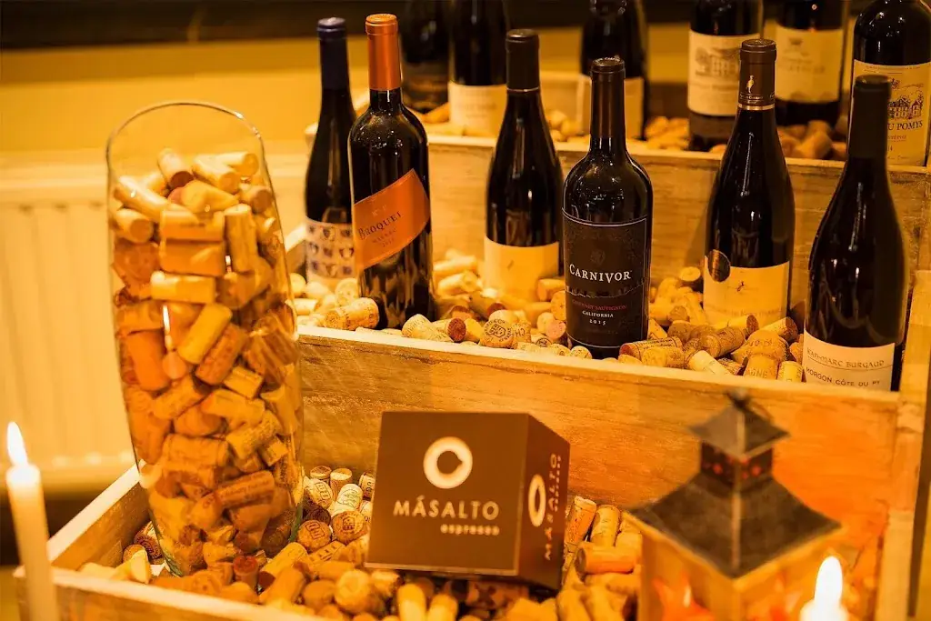 Belga Restaurant_Court-Saint-Étienne_slider_image_3