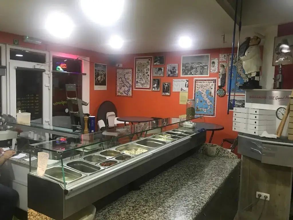 Simpatico Pepe Restaurant in Court-Saint-Étienne