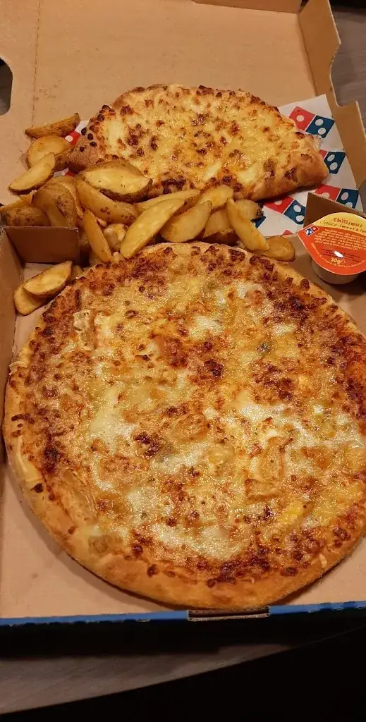 Menü_Domino's Pizza_Court-Saint-Étienne_Bild_3