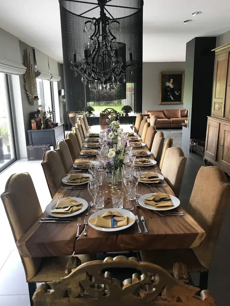 Smoke and Fire_Boutersem_slider_image_1