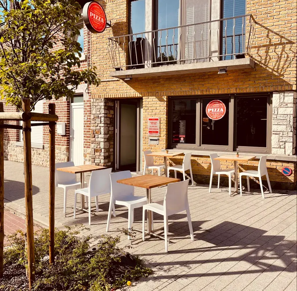 LA PIZZA_Dalhem_slider_image_1