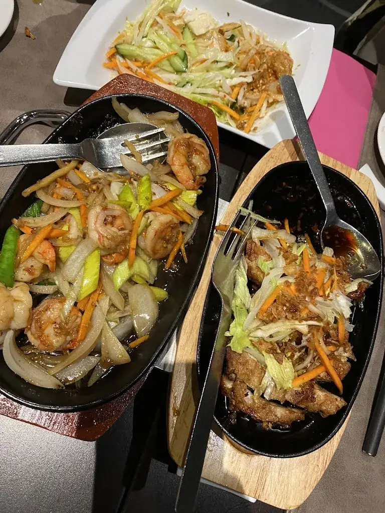 Lorelie L_Hoa Sen Restaurant_Dinant_Bewertung