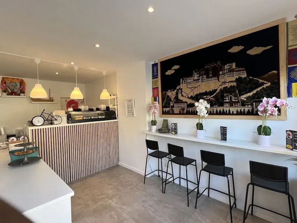 PEACE SUSHI_Boutersem_slider_image_3