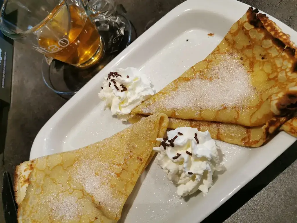 Gladouille 08_La Ruche_Couvin_review