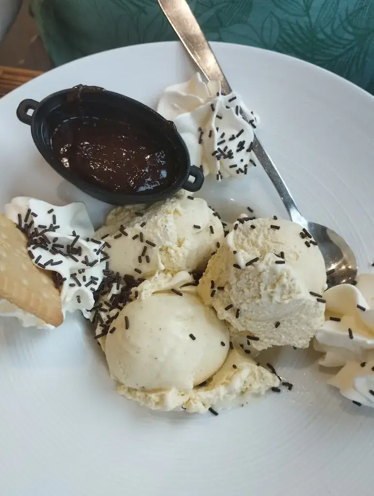 Cristina_La Thièrache_Couvin_Bewertung