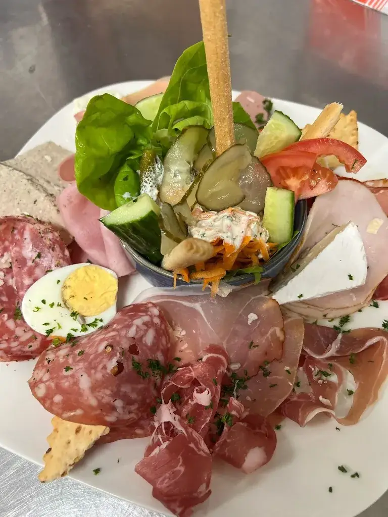 Chez Marie_Couvin_slider_image_2