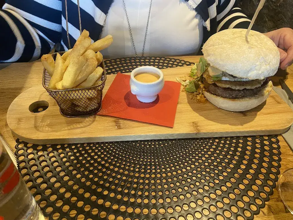 Le Bastion_Couvin_slider_image_3