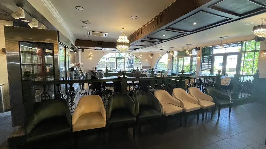 Bourjoie parking 130 Places_Crisnée_slider_image_3