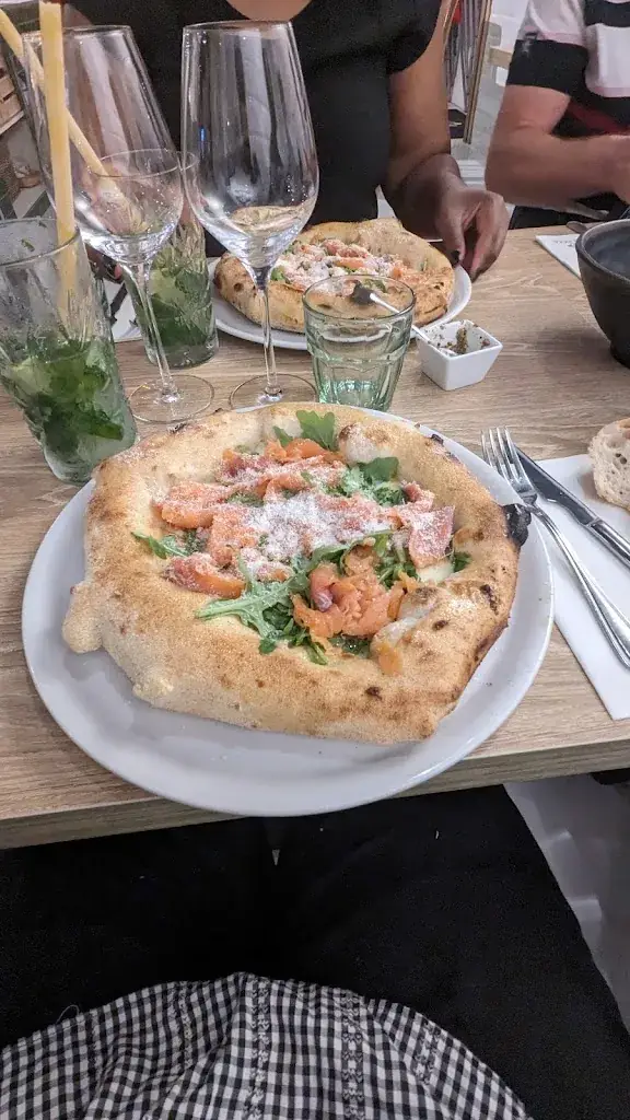 Carmen Bobu_La Matta_Oreye_review