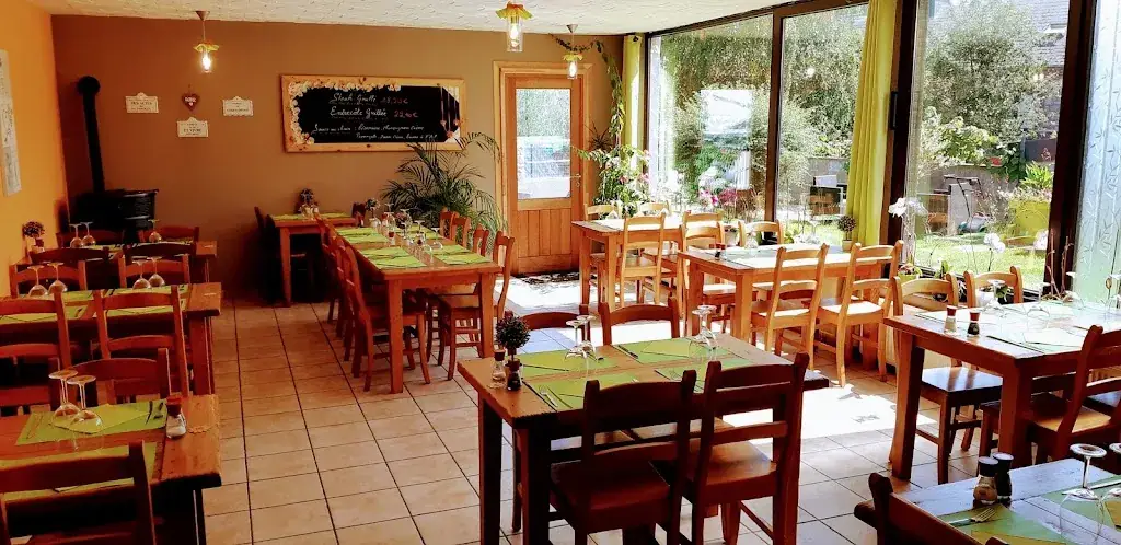 Le Montjoie Restaurant in Viroinval