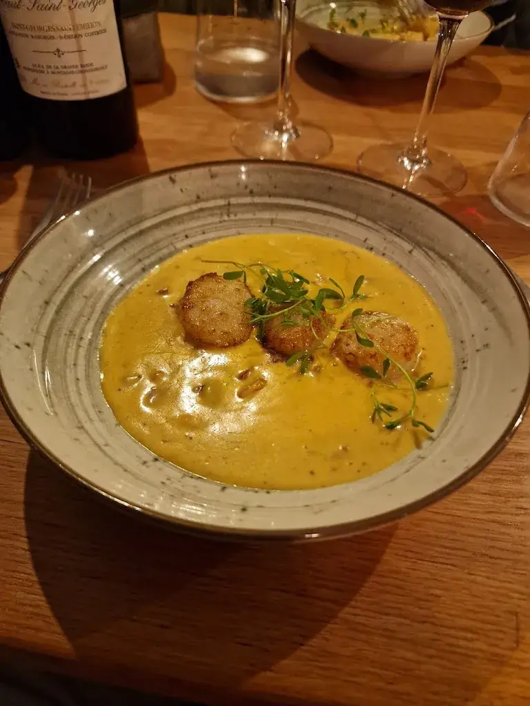 antoine menager_Taverne de l'Hôtel de Ville_Écaussinnes_review