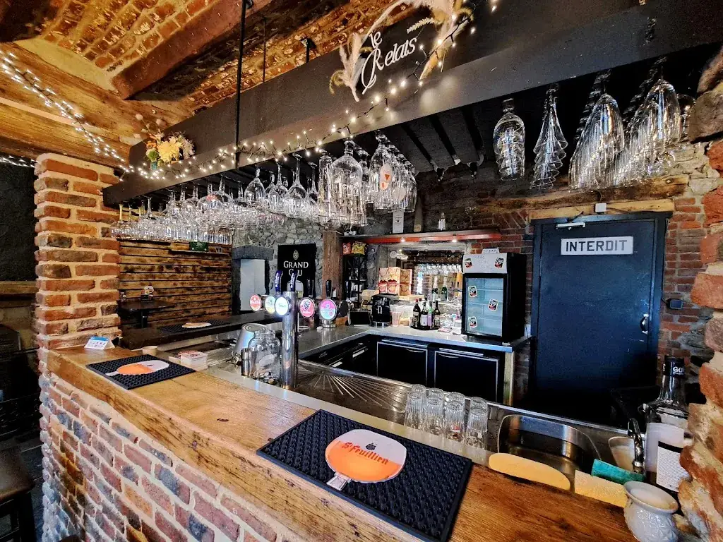 Le Relais restaurant à Écaussinnes