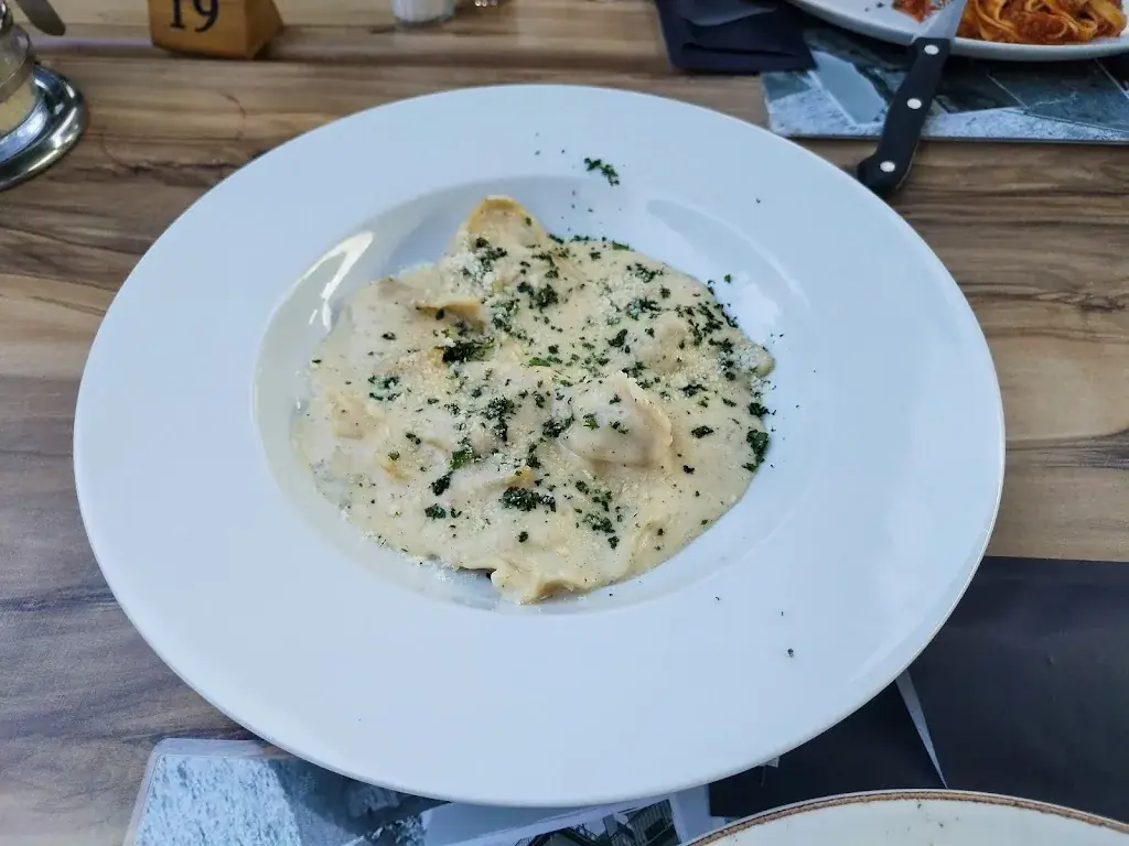 Al Vecchio Mercato_Petit-Enghien_slider_image_3