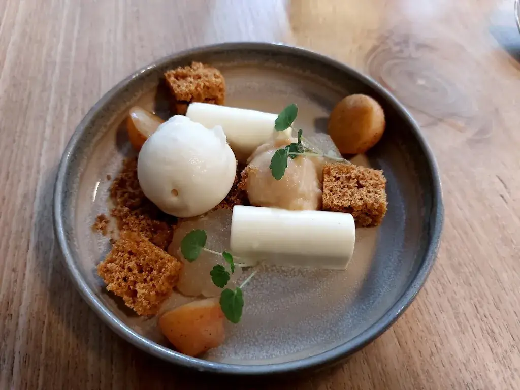 Keske tu mijotes_Ellezelles_slider_image_3