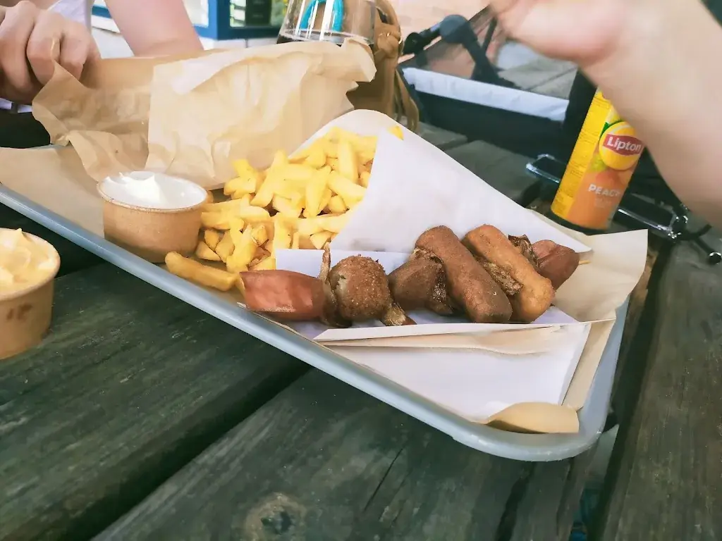 Le Temps d'une Frite Restaurant in Ellezelles