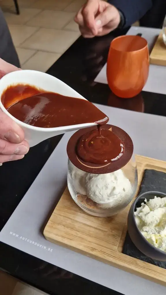 Au Tour du Vin_Éghezée_slider_image_2