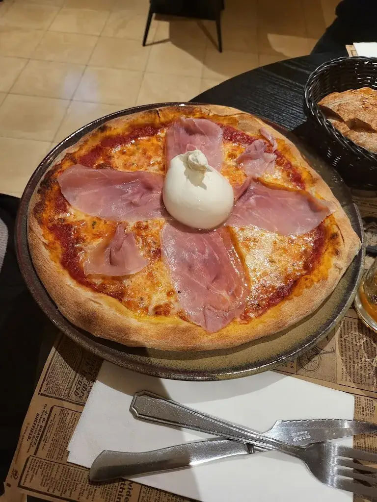 Florian De Claremont_La Dolce Mama_Éghezée_review