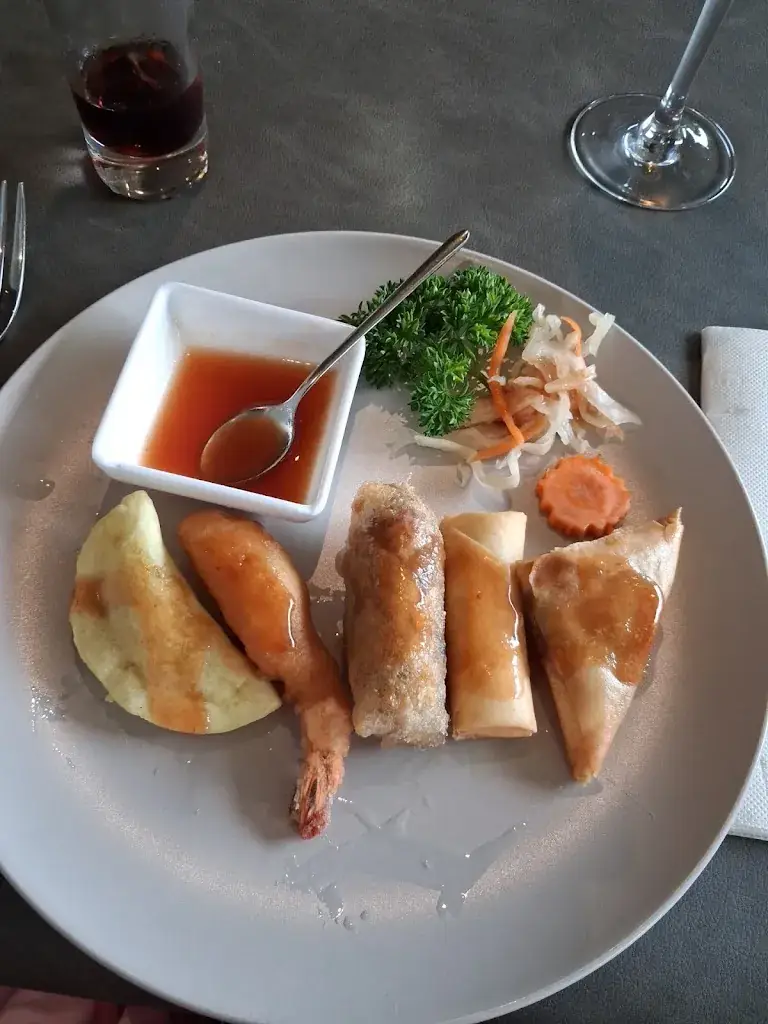 Mireille Rassel_Dragon Palace_Éghezée_Bewertung