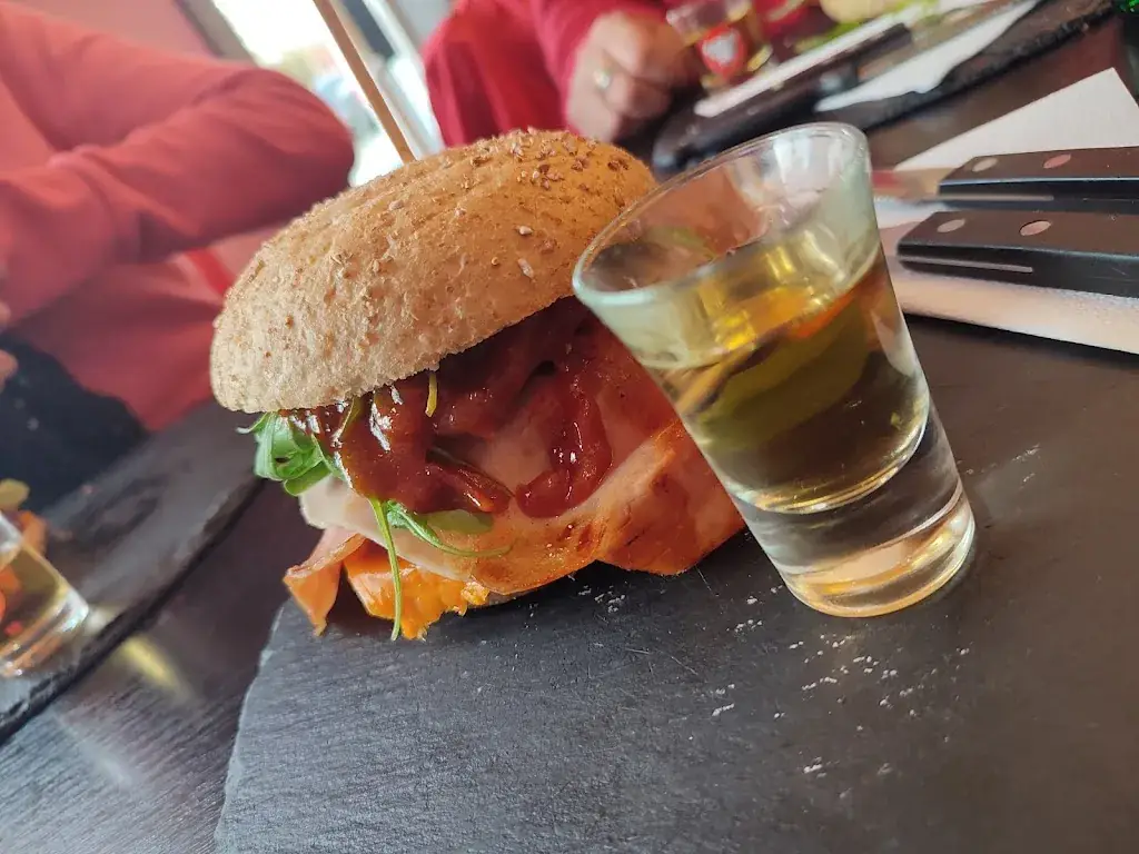 Menü_Friterie Laurent_Éghezée_Bild_7