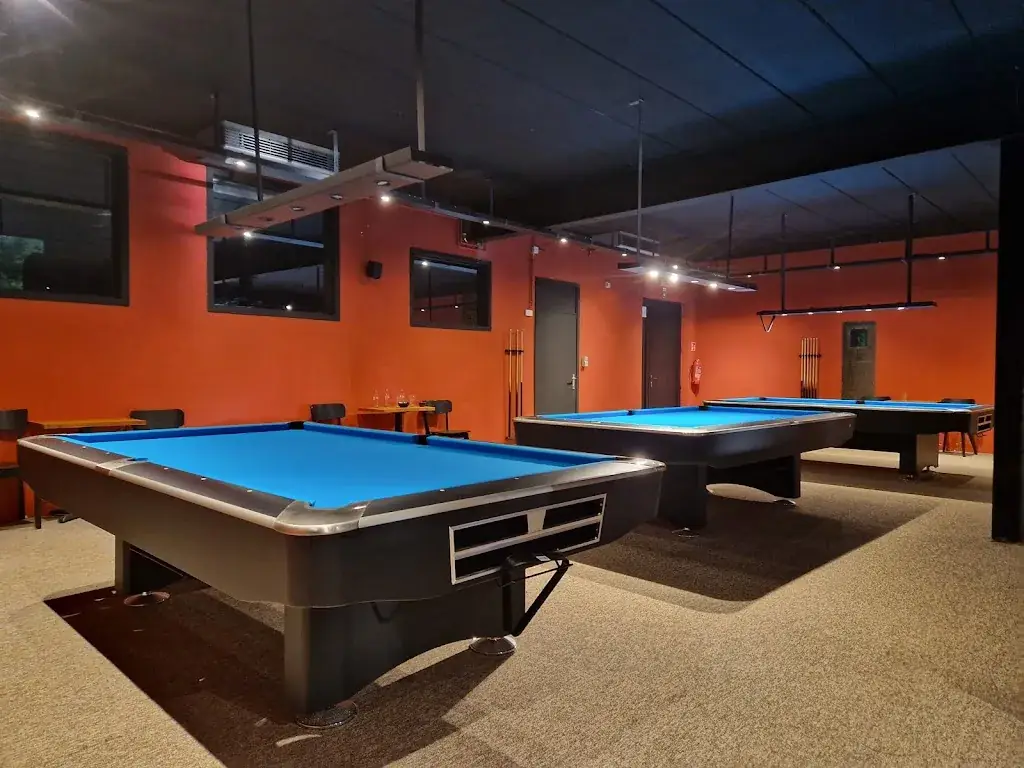 Korneva Dehon_Bezzy Bar_Éghezée_review