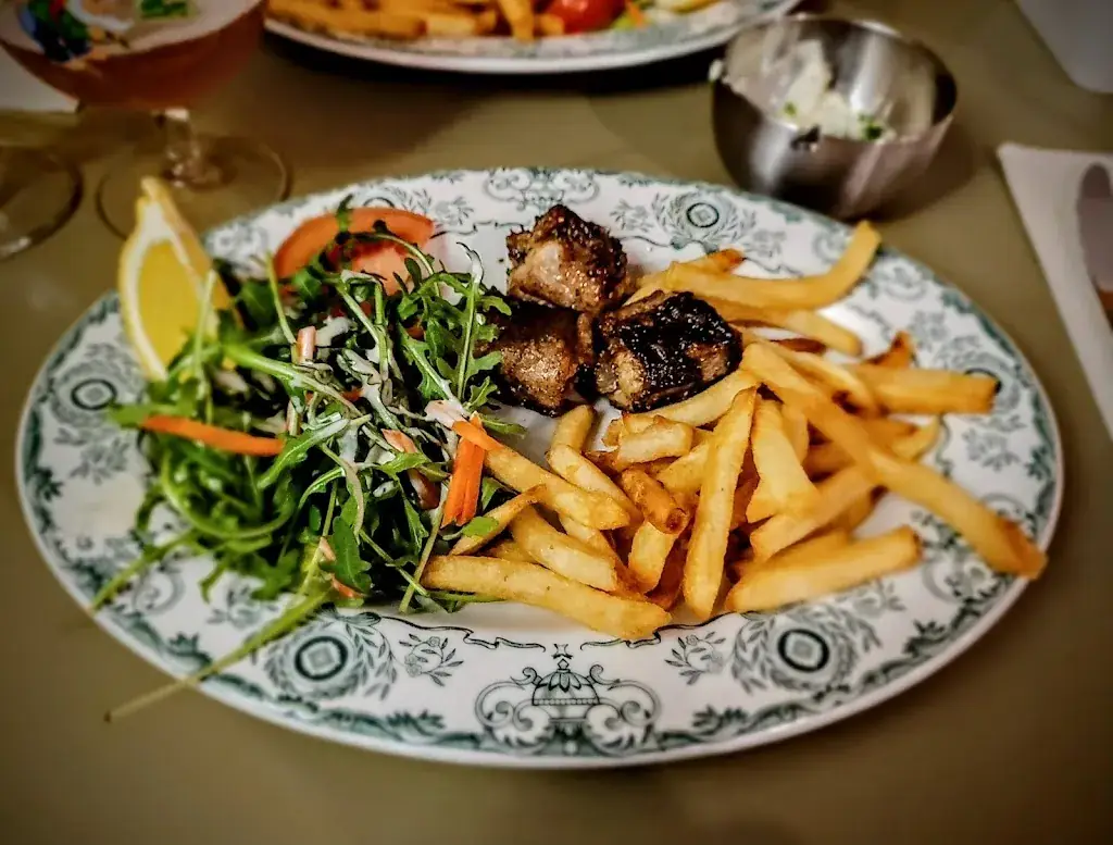 Adrien Hecq_'t Sas_Bornem_review