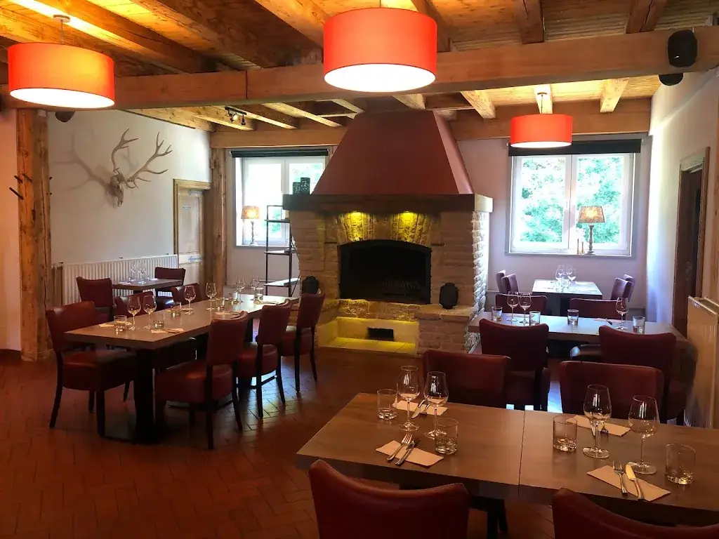 La Sapinière Restaurant in Étalle