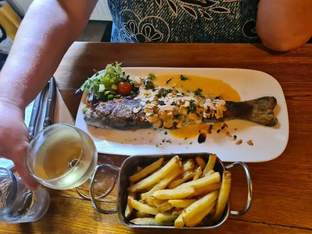 Menü_Pêcherie du Fourneau Marchand_Étalle_Bild_7