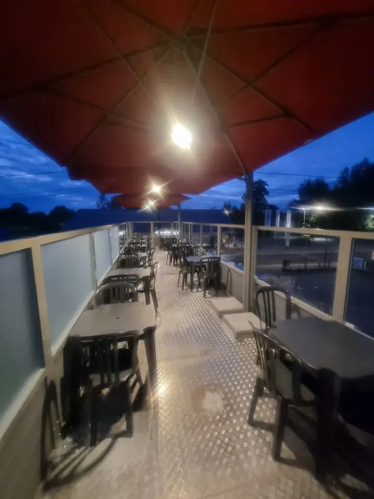 La Fontaine aux Frites Restaurant in Étalle