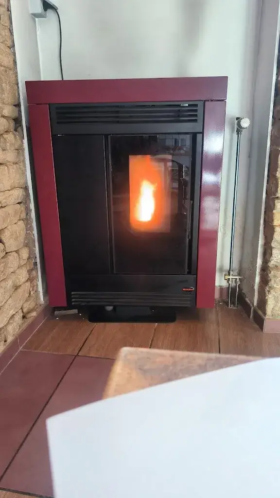 Friterie Chez Blanche_Étalle_slider_image_3