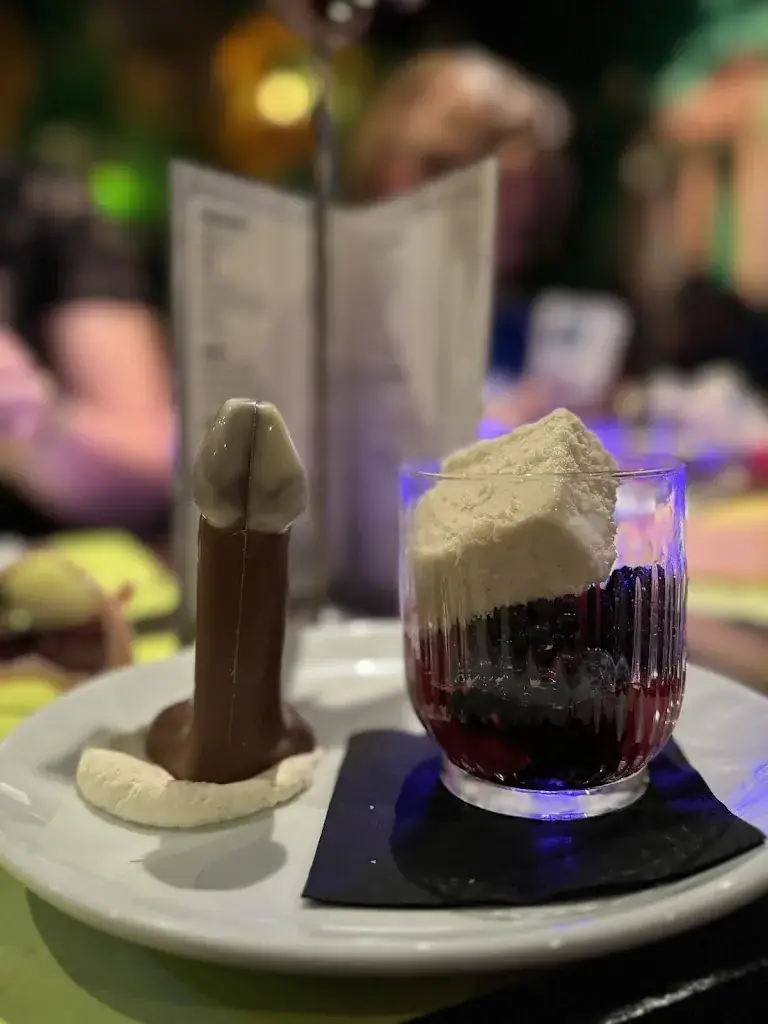 Nathanan Laohakul_Mask'ara_Antwerpen_review