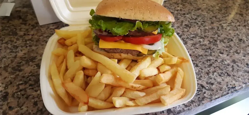 Audrey Petit_Au P'tit Creux_Erquelinnes_review