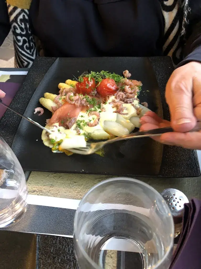 G W_Chez nous ? Chez vous !_Martelange_Bewertung