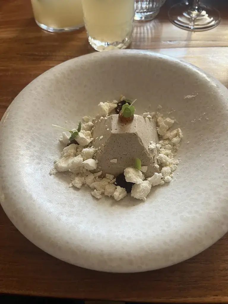 Joseph De Rub_Maestro by Woo_Fexhe-le-Haut-Clocher_review