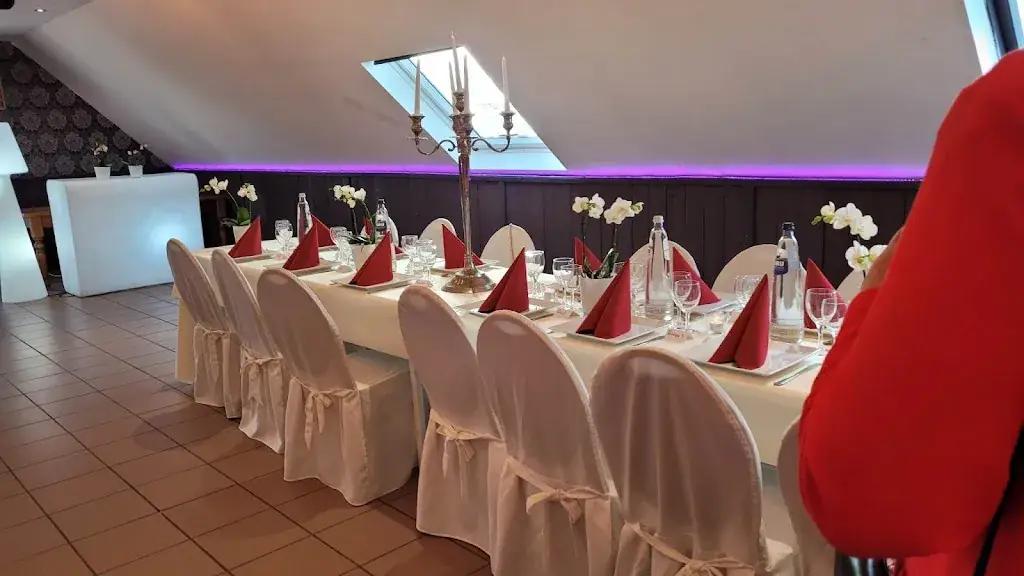 Bernadette Van Dhelsen_Au Vieux Noyer_Fexhe-le-Haut-Clocher_Bewertung