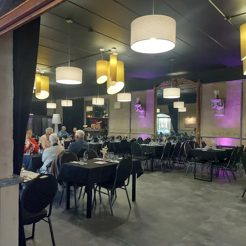 Au Vieux Noyer restaurante en Fexhe-le-Haut-Clocher