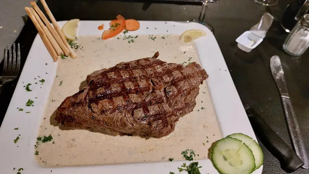 Four Seasons_Fleurus_slider_image_2