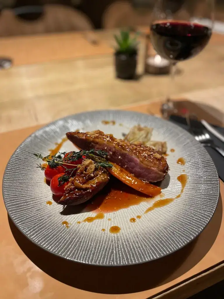 Le Pavé_Ferrières_slider_image_2