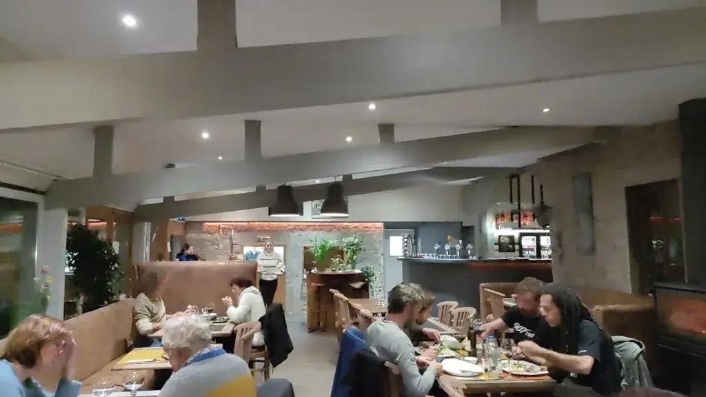 Luc Van Meerbeek_Le Cheval Blanc_Ferrières_review