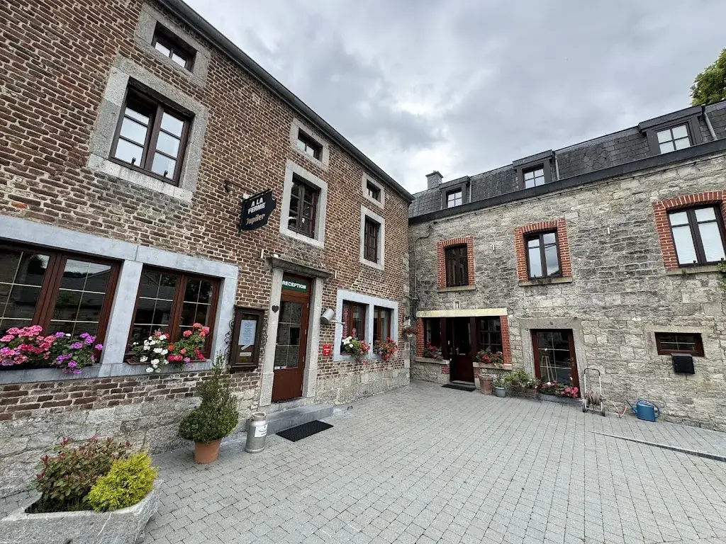 Aaron Kwok_Hôtel/Restaurant à la Ferme_Ferrières_Bewertung