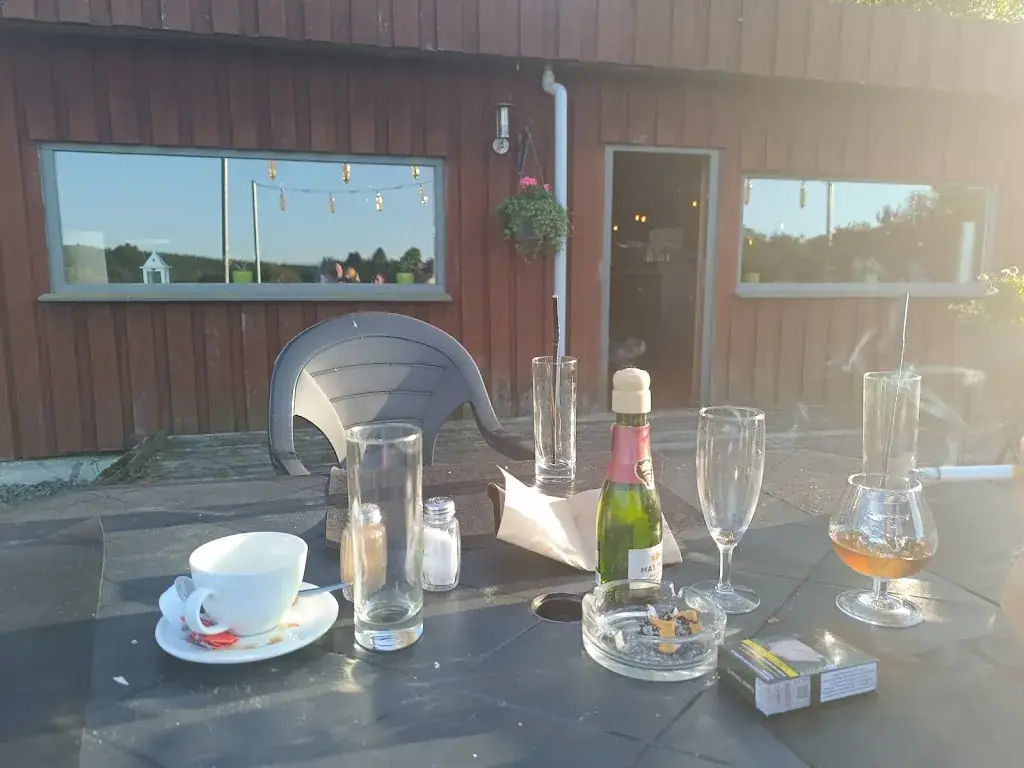 Pirate. A50._Grille Hardie_Ferrières_reseña