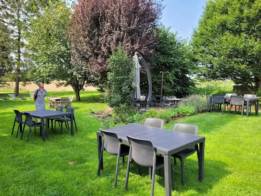 LE MANOIR DE LA VALETTE Restaurant in Florennes