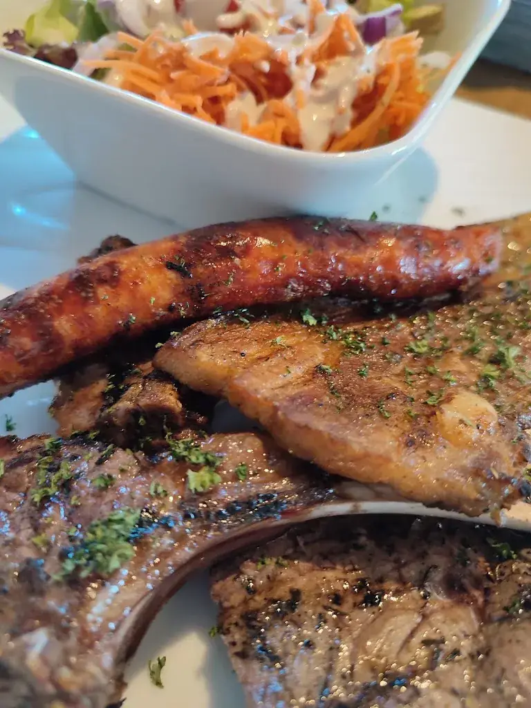 Le No and Me_Florennes_slider_image_2