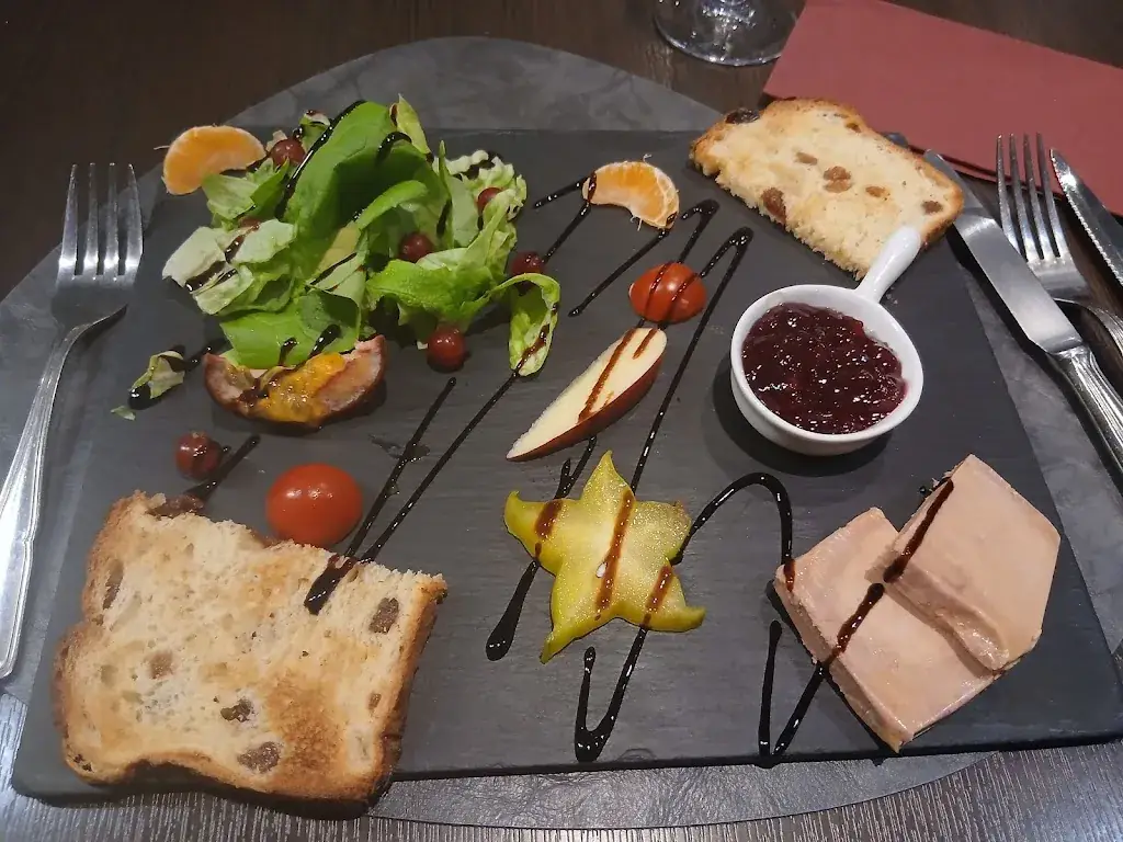 Le No and Me_Florennes_slider_image_3