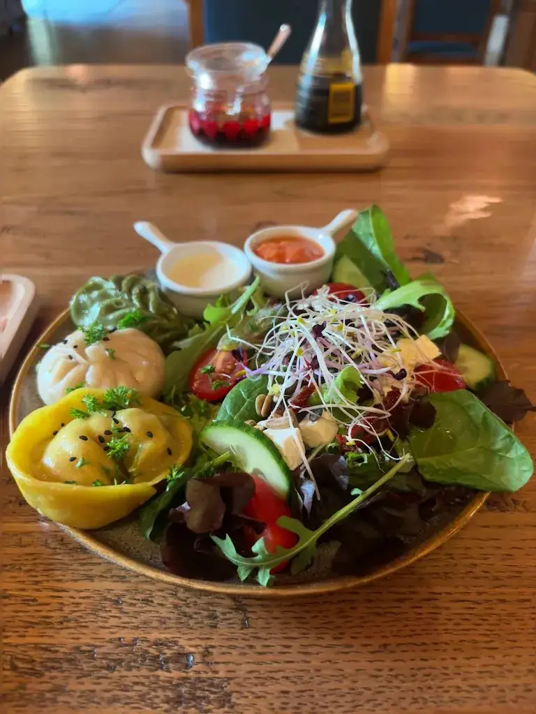 Tibetan Convention Tea House_Florennes_slider_image_2