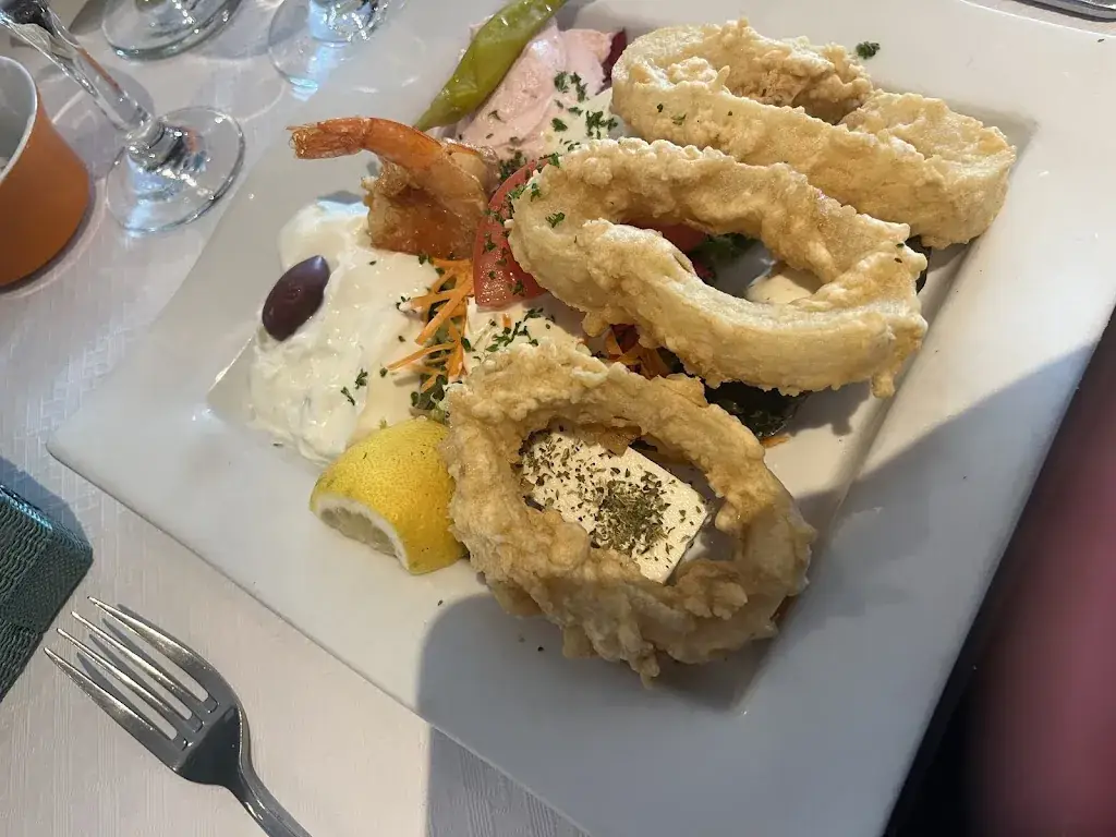 Le Syrtaki_Florenville_slider_image_2