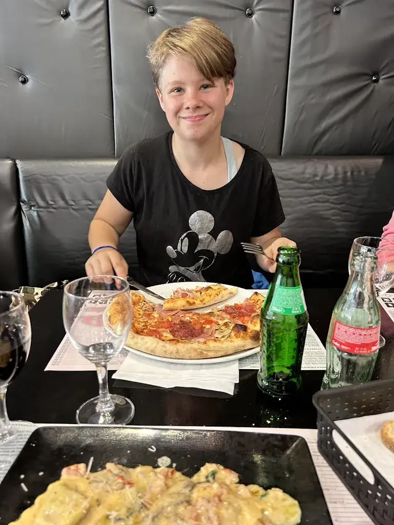 Menu_Pizzeria La Mamma_Florenville_image_7