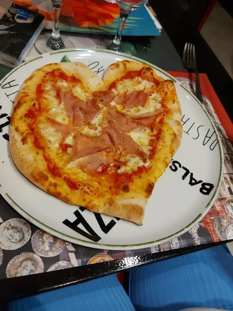 Menu_Pizzeria La Mamma_Florenville_image_8